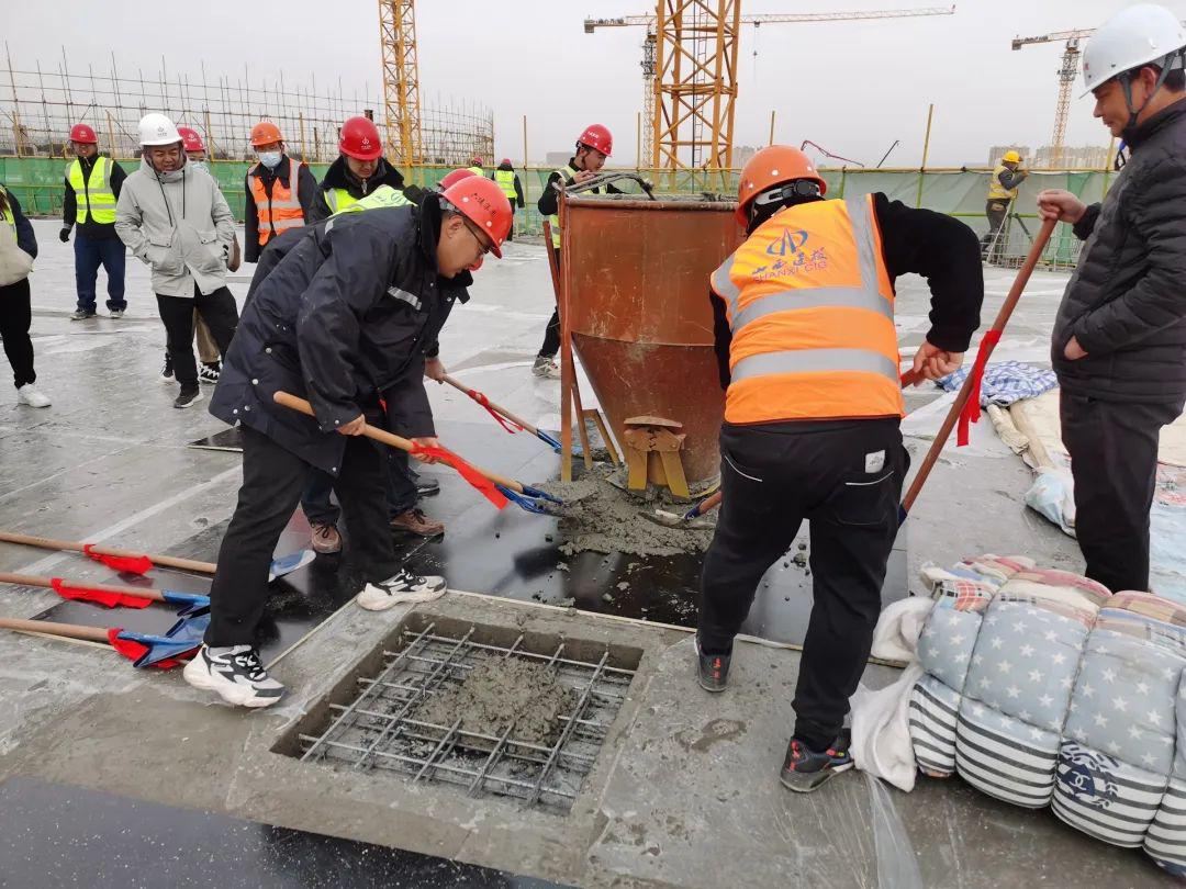 匠心倾注 喜封金顶——山西建投六建集团承建的山阴县场馆建设项目文化馆主体结构封顶