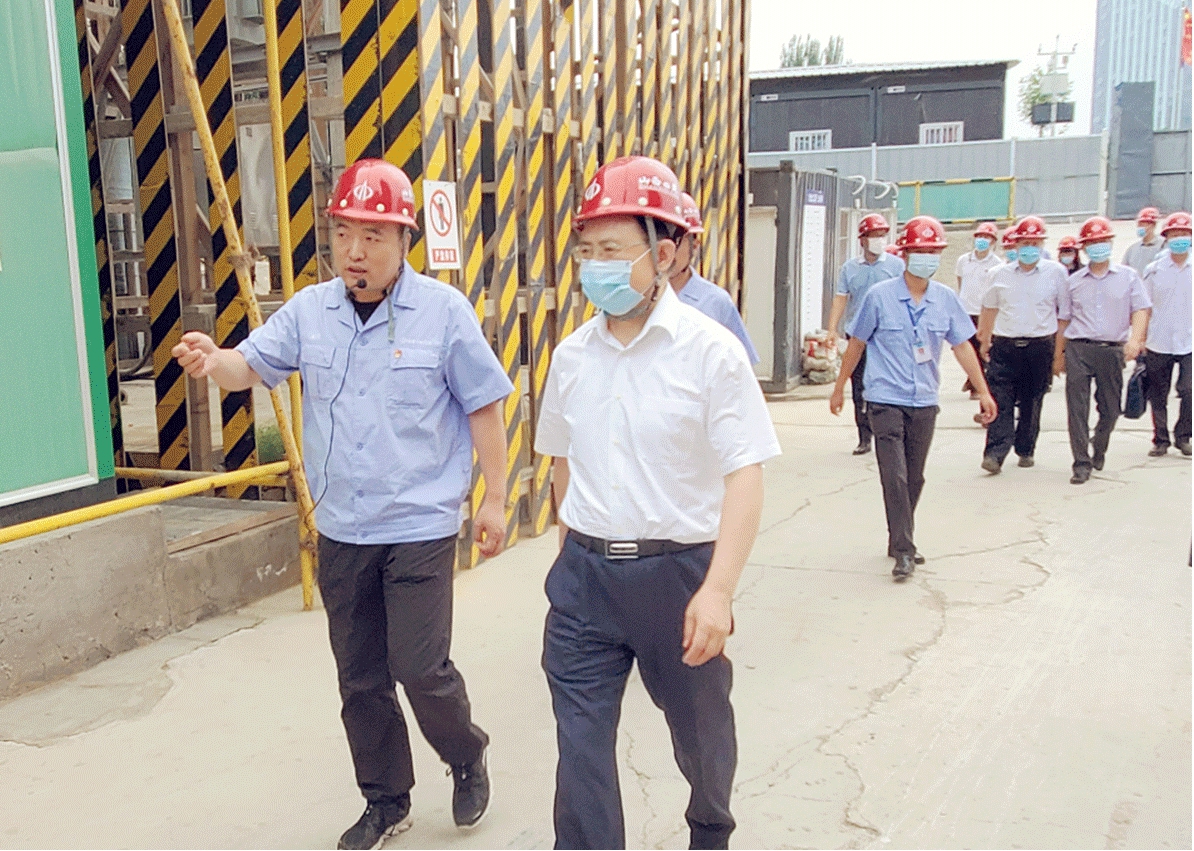 山西省人大常委会副主任一行到山西建投四建集团承建的基因诊断及药物研发基地项目调研